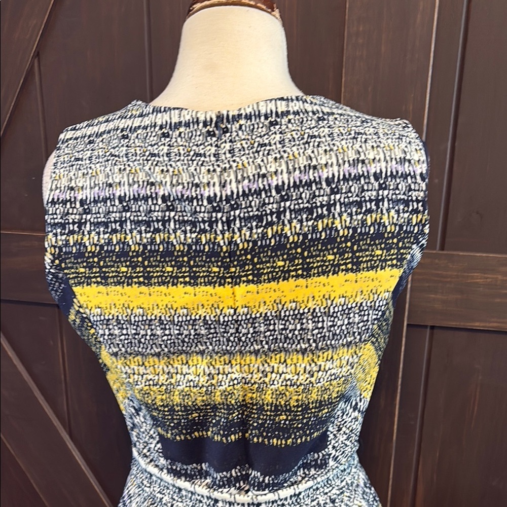 Yellow and Blue Sleeveless Midi A-line Dress with Crew Neck for Work - Picture 8 of 10